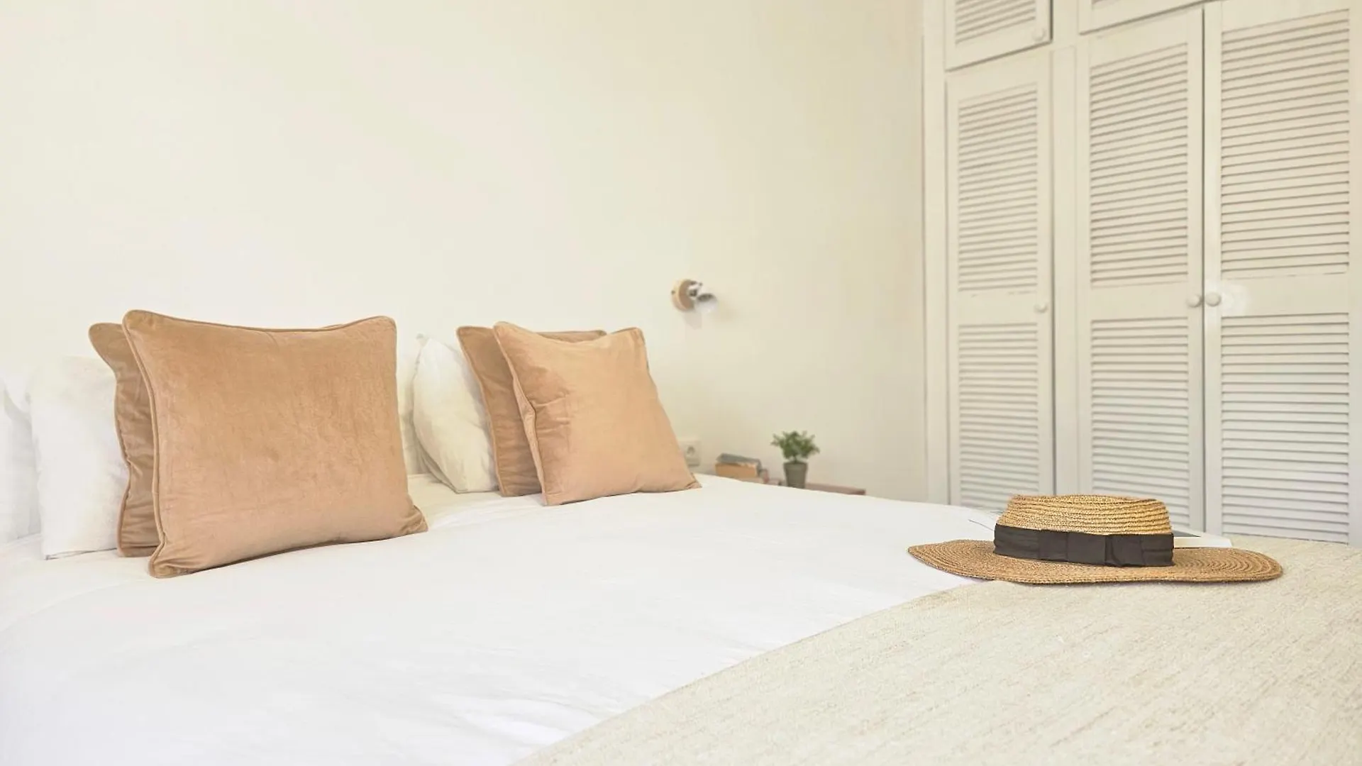 New Forever Sunshine Apartment Sea View, Los Cristianos Арона 0*,  Испания