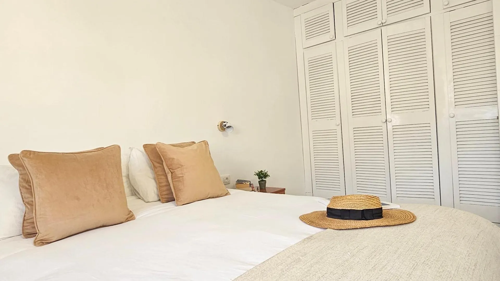 New Forever Sunshine Apartment Sea View, Los Cristianos Арона