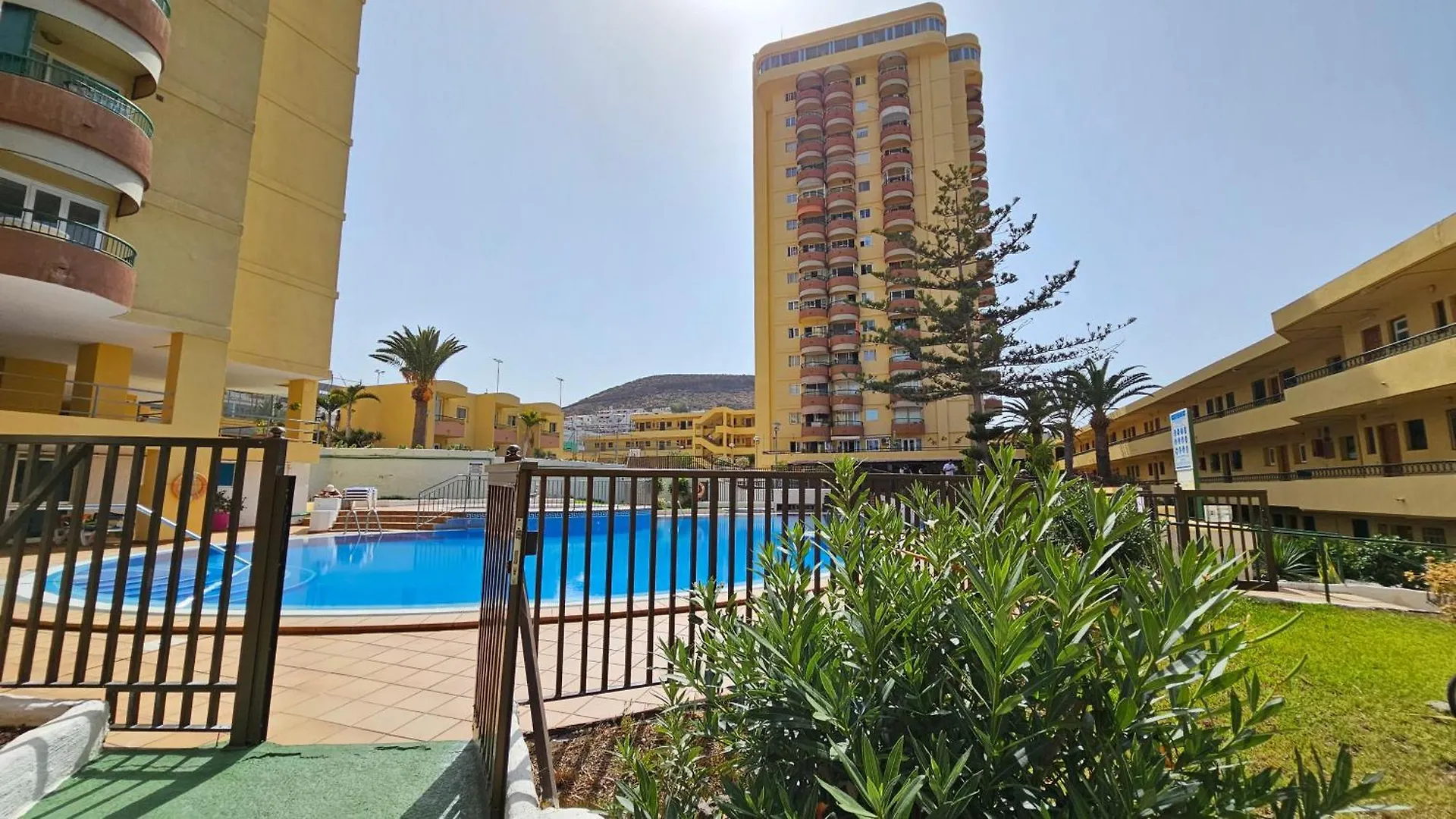 New Forever Sunshine Apartment Sea View, Los Cristianos 阿罗纳