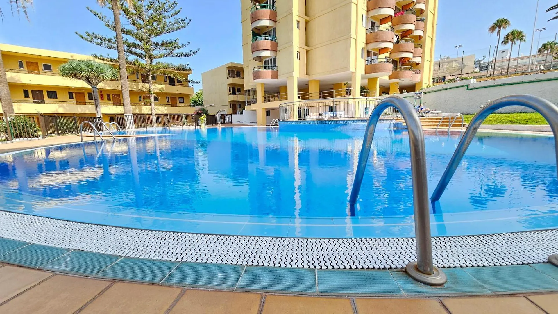 New Forever Sunshine Apartment Sea View, Los Cristianos Арона