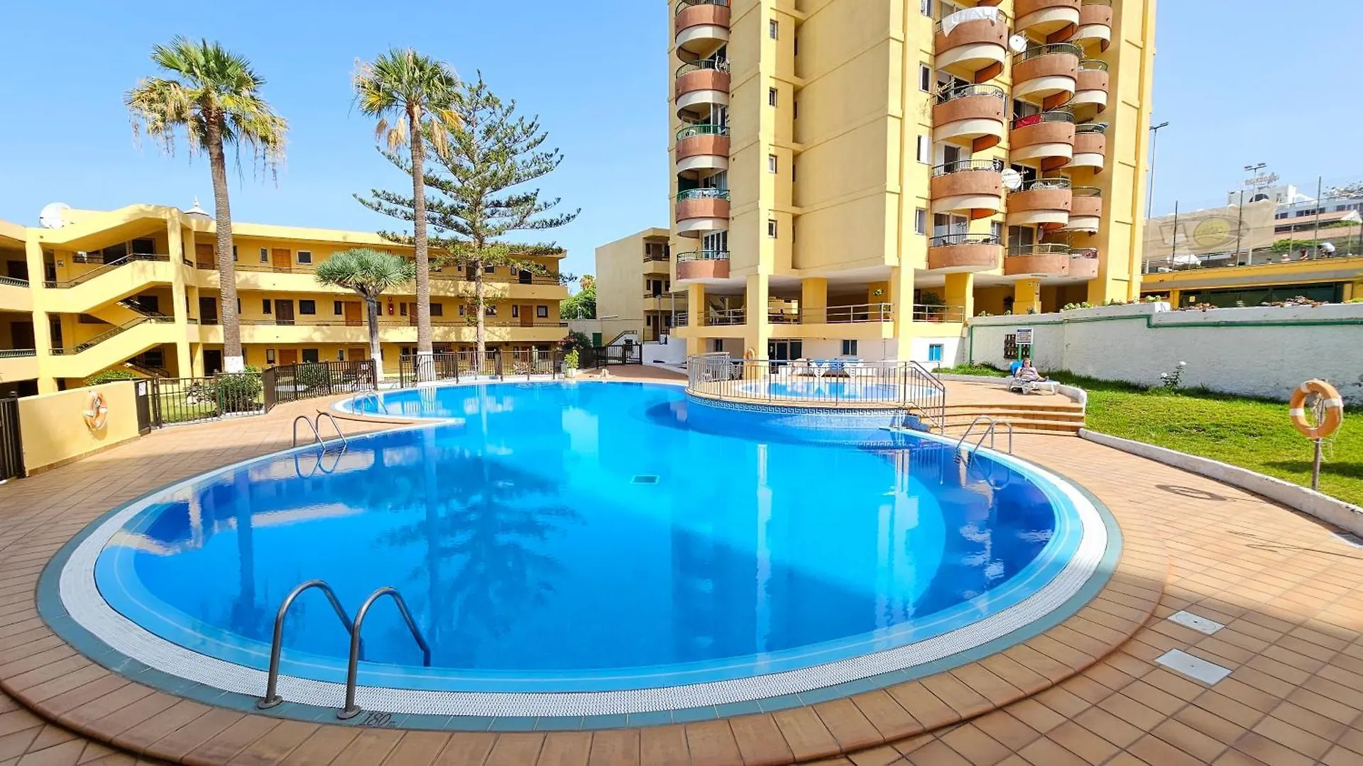 New Forever Sunshine Apartment Sea View, Los Cristianos Арона